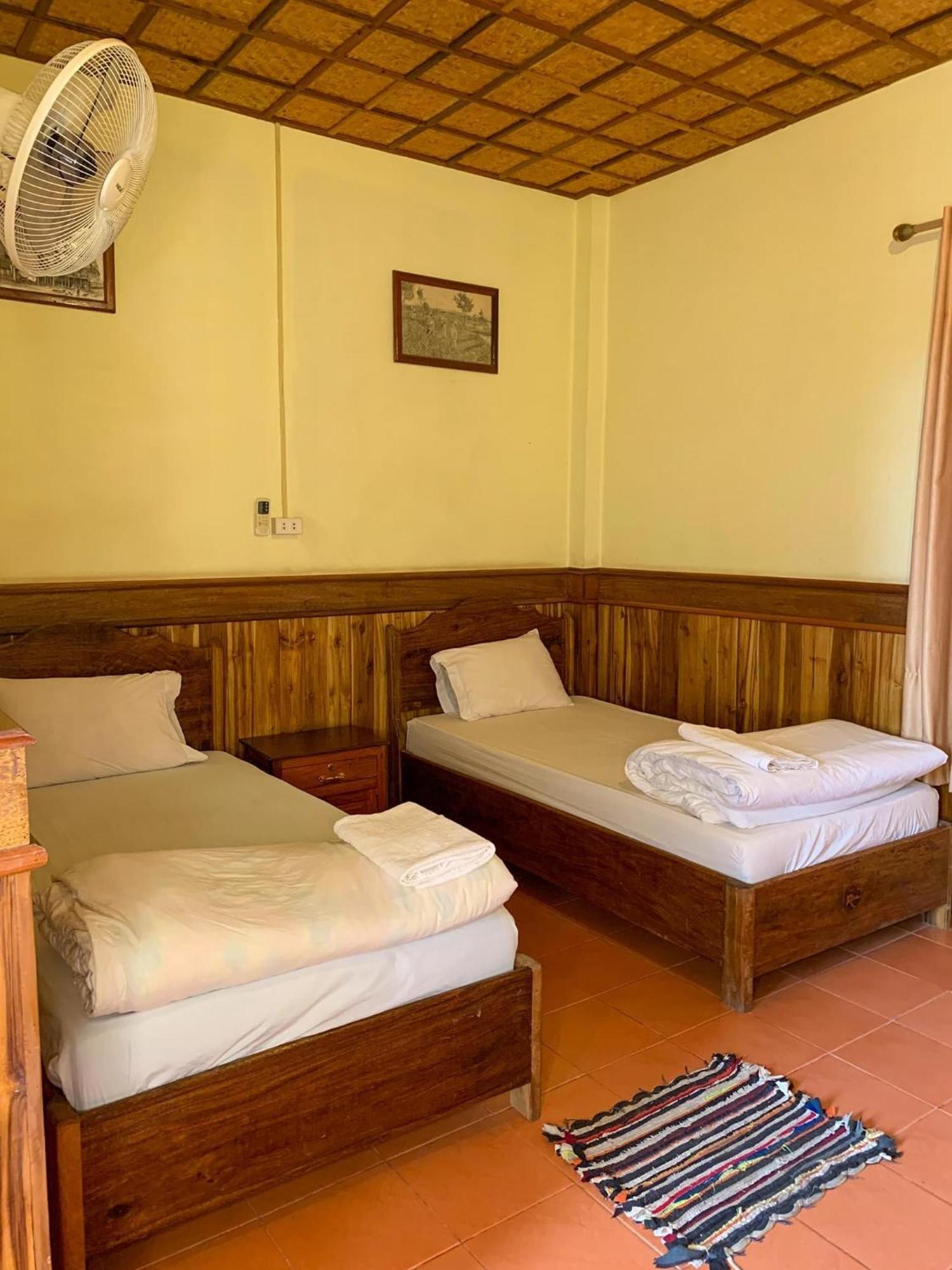 Zuela Guesthouse 루앙남타 외부 사진