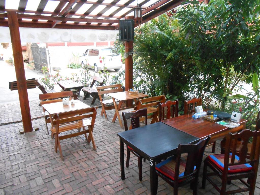 Zuela Guesthouse 루앙남타 외부 사진