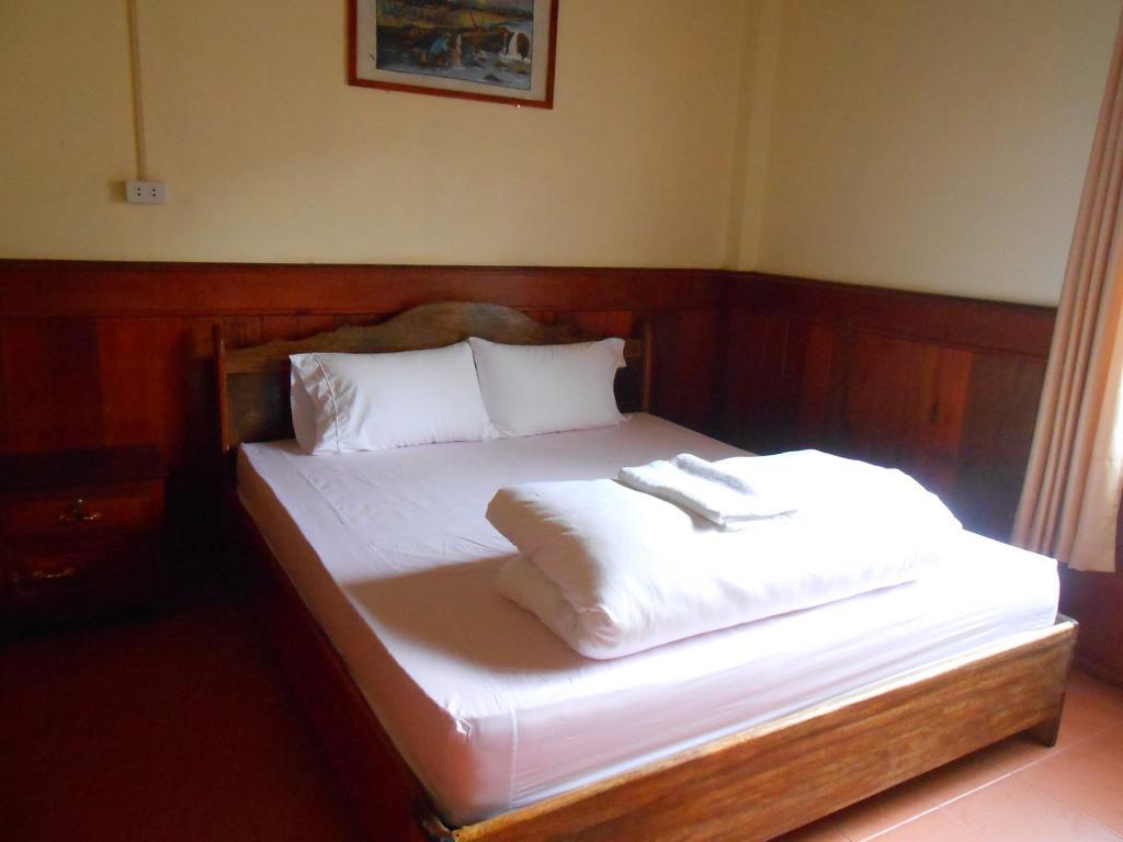 Zuela Guesthouse 루앙남타 외부 사진