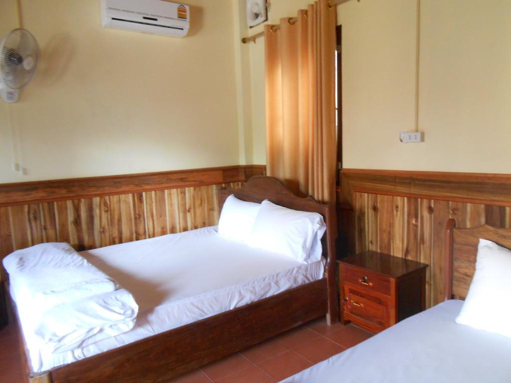 Zuela Guesthouse 루앙남타 외부 사진